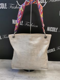Fashion Nicole Shop Veszprém - VIA55-TASKA-BEZS-ARANYSZIN - Női ruházat